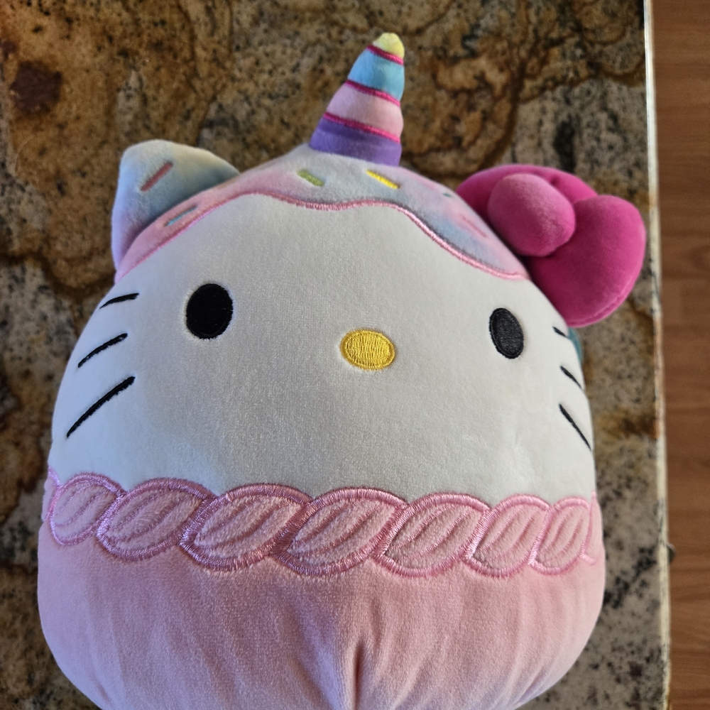 Squishmallows Hello Kitty Unicorn Plush - Pink and White